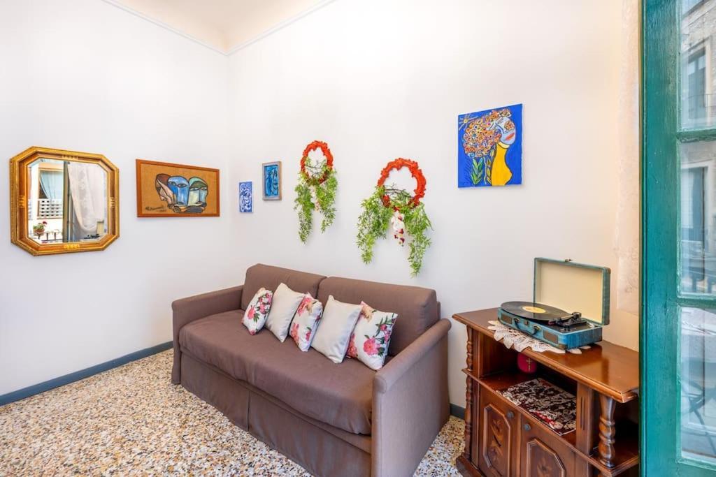 Casa Vacanze Taorminacentre Guest House Exterior photo